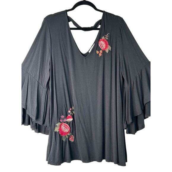 Rose + Olive Top SZ 2X Black Embroidered Bell Sleeve Boho Cottagecore Whimsigoth - Picture 2 of 13